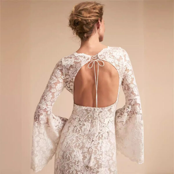 Lace open-back gown with flared sleeves,evening dress