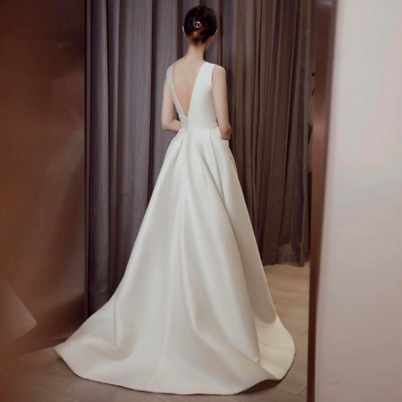 French-style vintage satin wedding dress