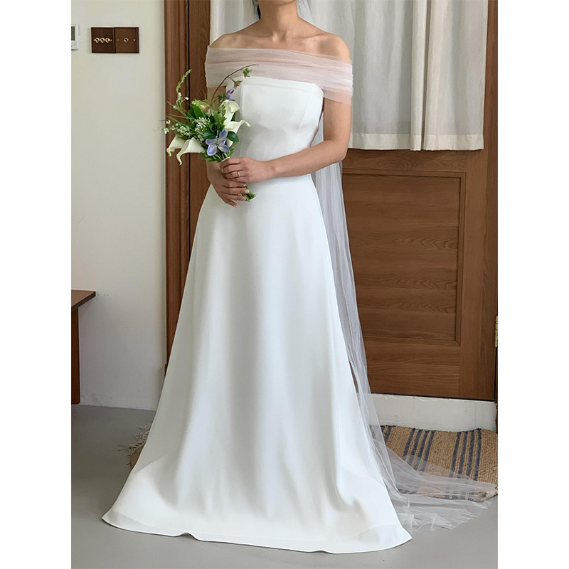 White off-the-shoulder casual wedding dress