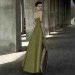 Minimalist strapless satin gown ......