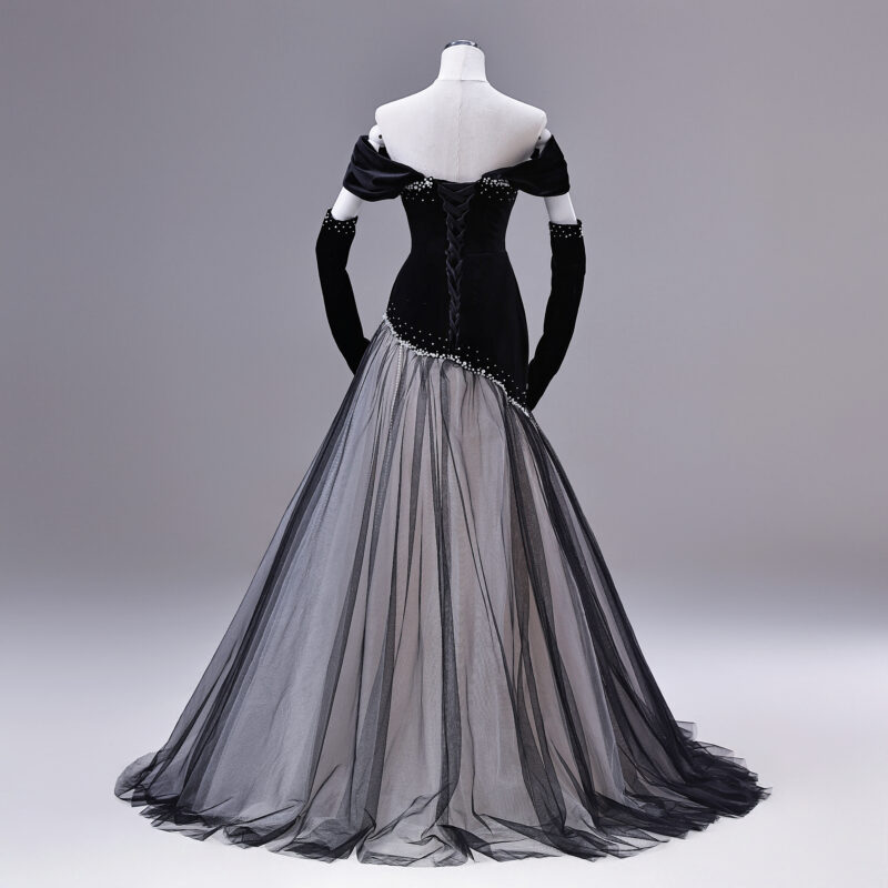 French-style aristocratic dress—suitable for evening parties and concerts formal dress