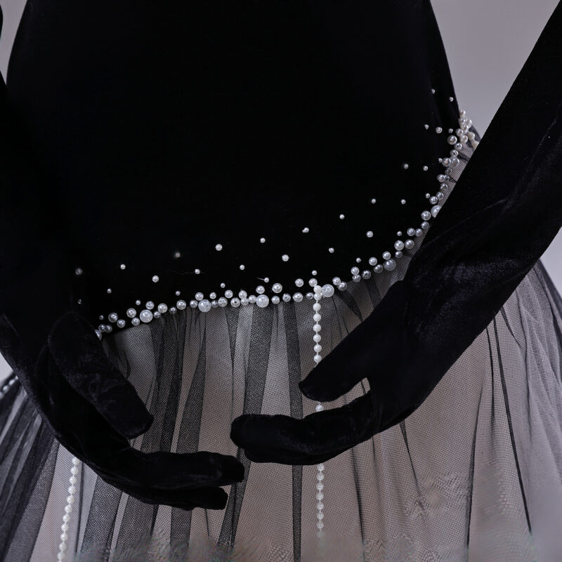 French-style aristocratic dress—suitable for evening parties and concerts formal dress