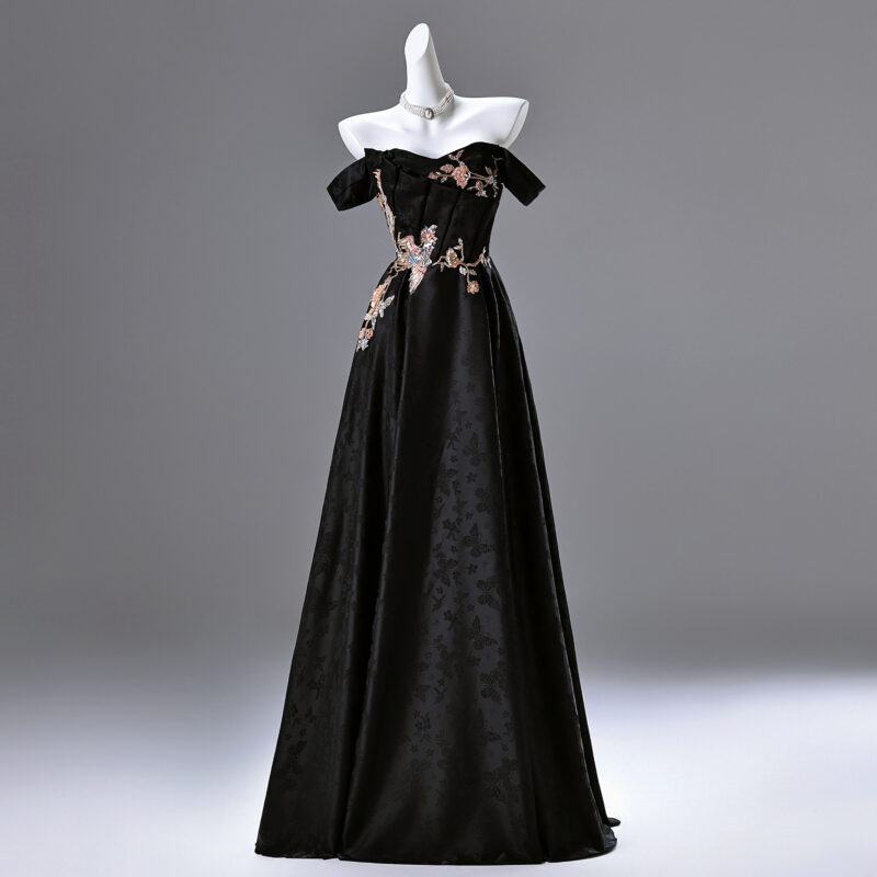 High-end embroidered formal gown