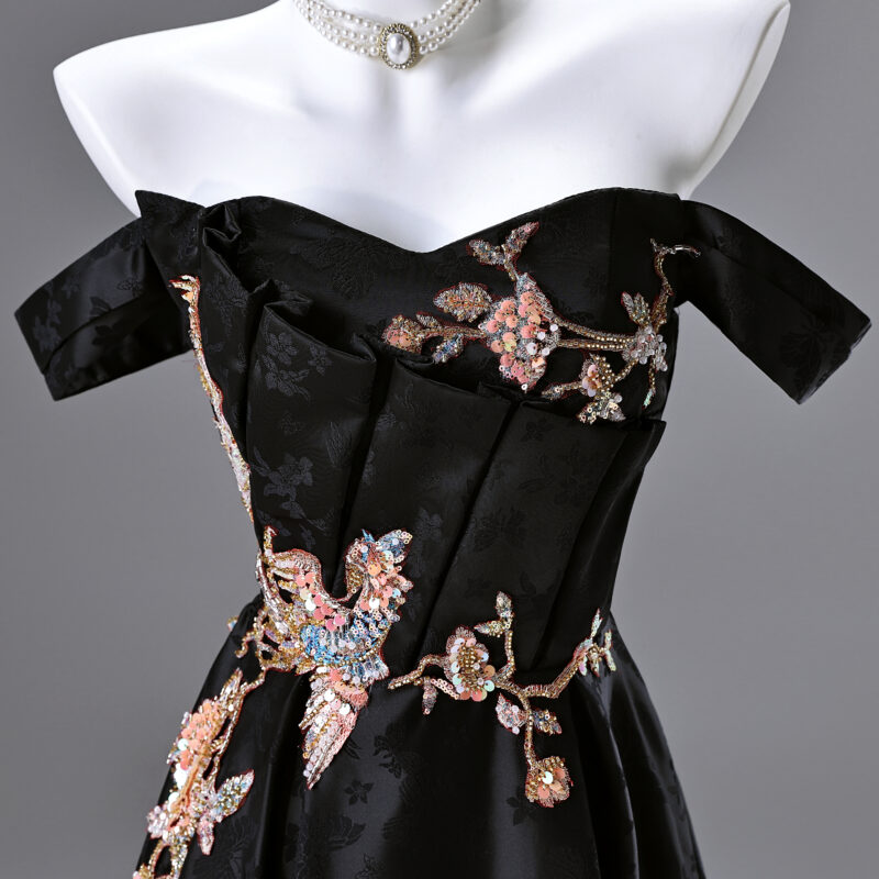 High-end embroidered formal gown