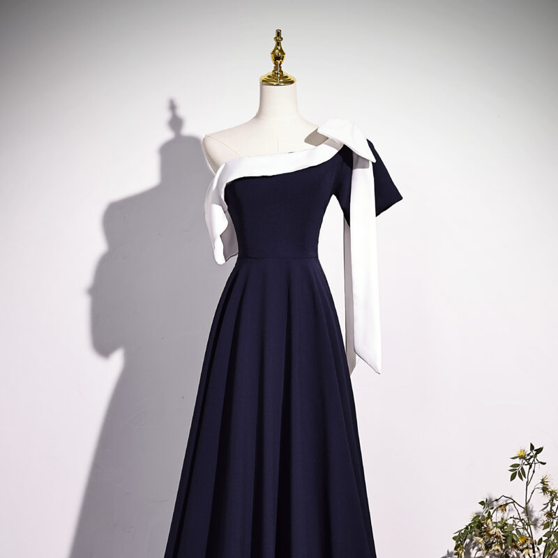 Black and white one-shoulder dress Evening Dress