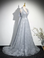 High-end heavy-texture halter-neck V-neck dress