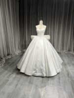 Wedding dresses and bridal gowns