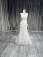 Fitted mermaid wedding dress