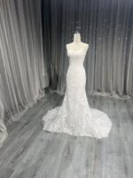 Fitted mermaid wedding dress