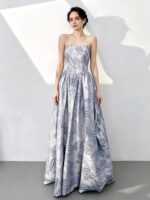 Printed strapless gown with a voluminous skirt