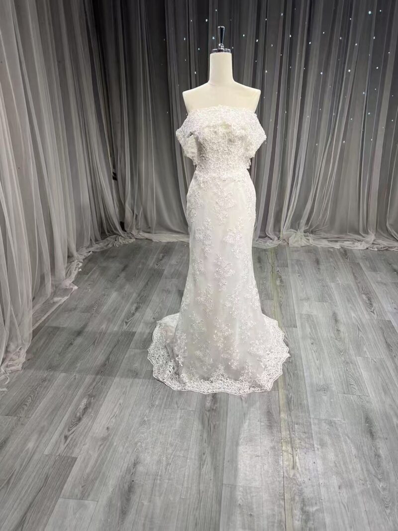 Fitted mermaid wedding dress