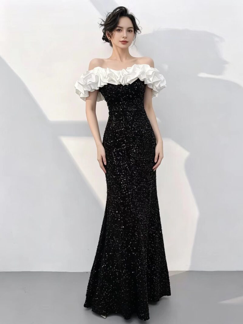 Off-the-shoulder white lace gown